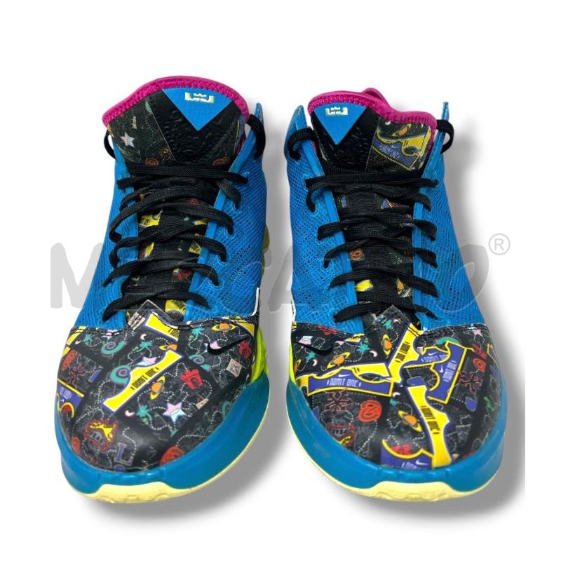SCARPE BASKET LEBRON 19 LOW N. 46 AZZURRE GIALLO FLUO  | Mercatino dell'Usato Rivoli 2