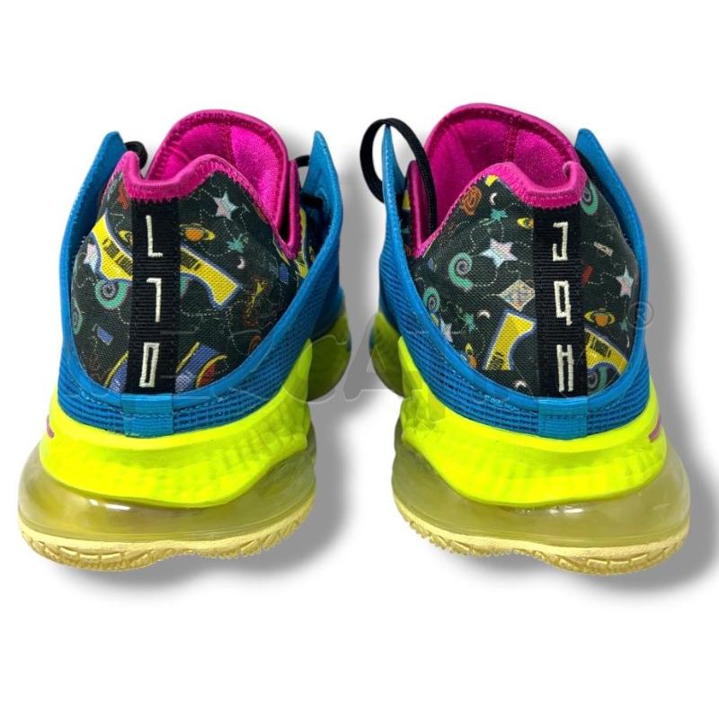 SCARPE BASKET LEBRON 19 LOW N. 46 AZZURRE GIALLO FLUO  | Mercatino dell'Usato Rivoli 5