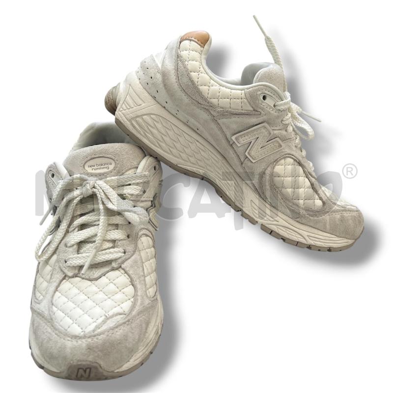 SCARPE DONNA NEW BALANCE BIANCHE 2002R | Mercatino dell'Usato Rivoli 2