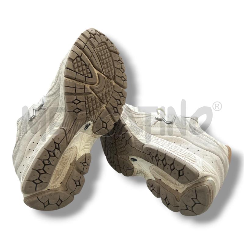 SCARPE DONNA NEW BALANCE BIANCHE 2002R | Mercatino dell'Usato Rivoli 5
