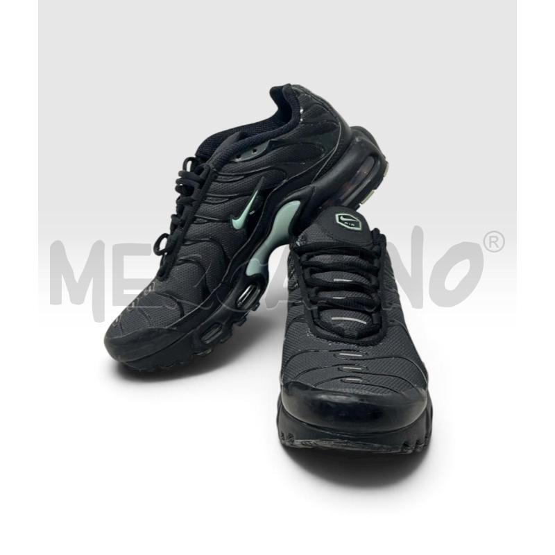 SCARPE DONNA NIKE TN SQUALO NERE DETTAGLI VERDE ACQUA | Mercatino dell'Usato Rivoli 1