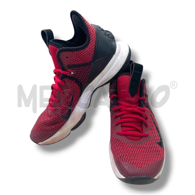 SNEAKERS UOMO LEBRON JAMES NIKE ROSSE NERE  | Mercatino dell'Usato Rivoli 1