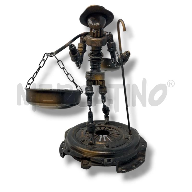 STATUINA ARTIGIANALE PEZZI RICAMBI AUTO 35 CM | Mercatino dell'Usato Rivoli 1