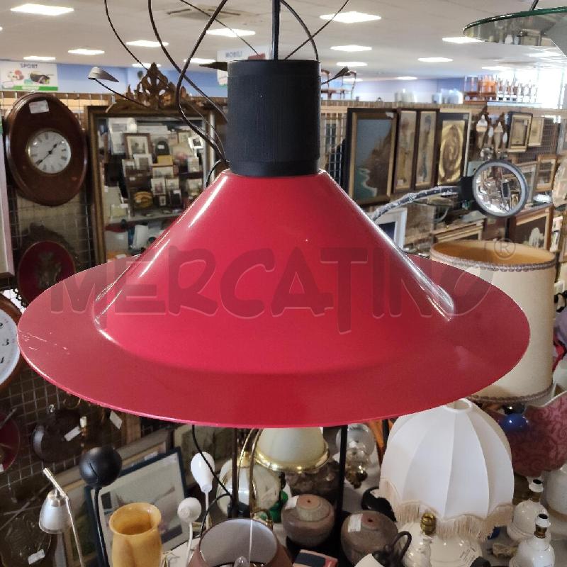 LAMPADARIO I GUZZINI ROSSO | Mercatino dell'Usato Rivarolo canavese 1