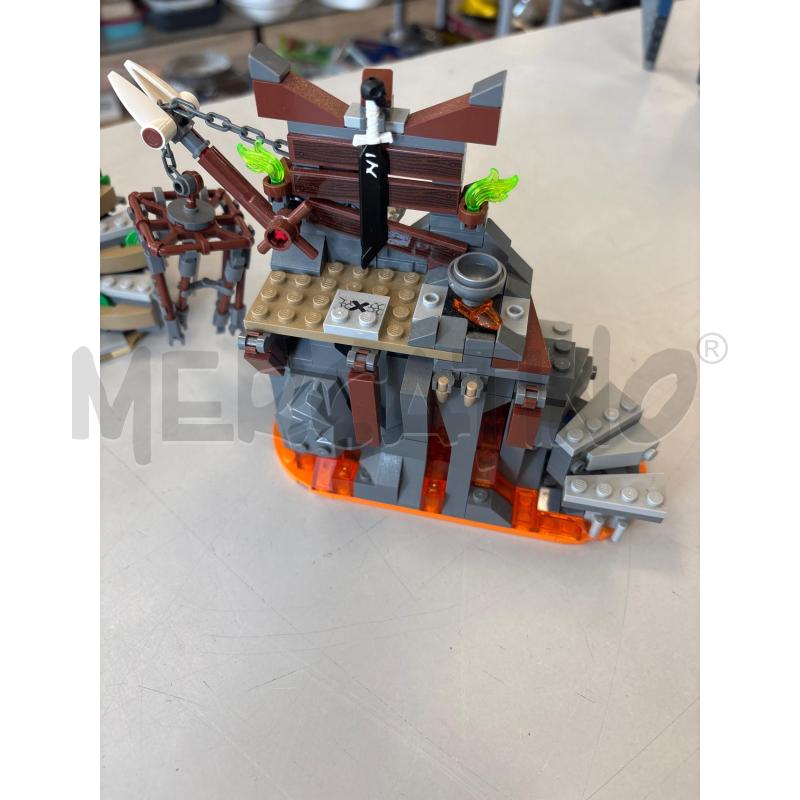 LEGO IL VILLAGGIO DEI GUARDIANI | Mercatino dell'Usato Rivarolo canavese 4