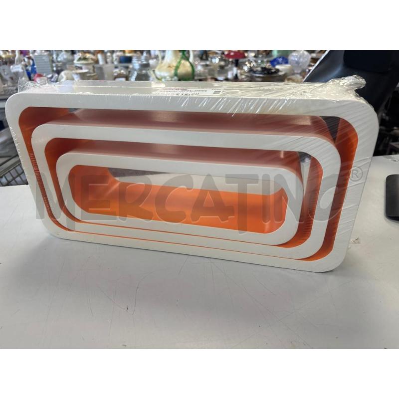 MENSOLE PZ. 3 BIANCHE INTERNO ARANCIO | Mercatino dell'Usato Rivarolo canavese 1