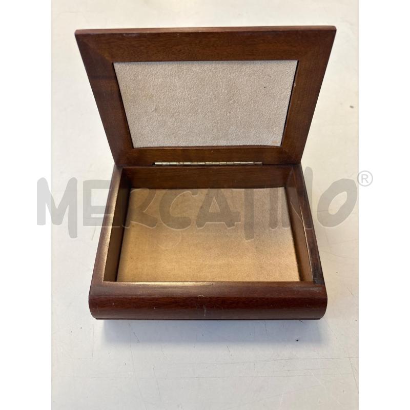 SCATOLA PORTA GIOIE CASTELLANI | Mercatino dell'Usato Rivarolo canavese 2