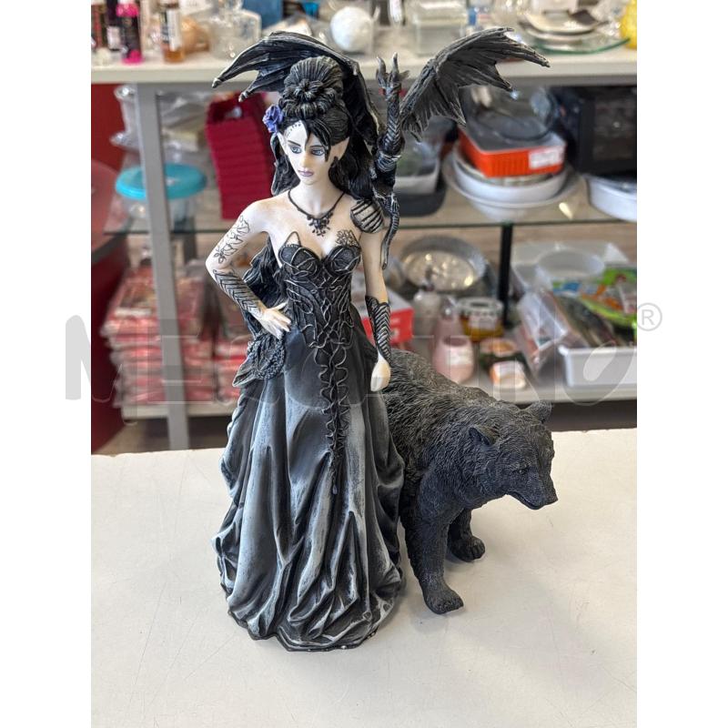 STATUA FAIRY LAND STREGA CON ORSO | Mercatino dell'Usato Rivarolo canavese 1