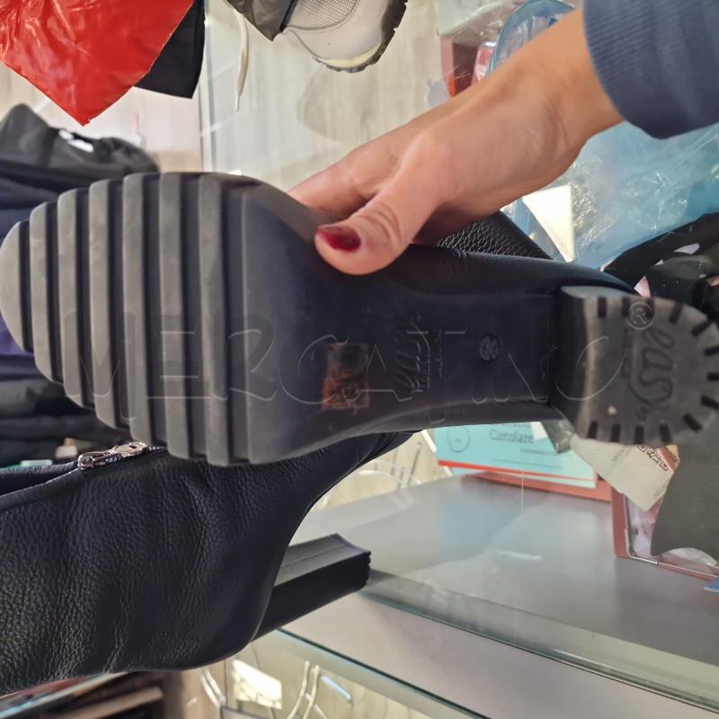 STIVALETTI D LORIBLU EASY PELLE NERI PELLICCIOTTO INTERNO  | Mercatino dell'Usato Rivarolo canavese 4