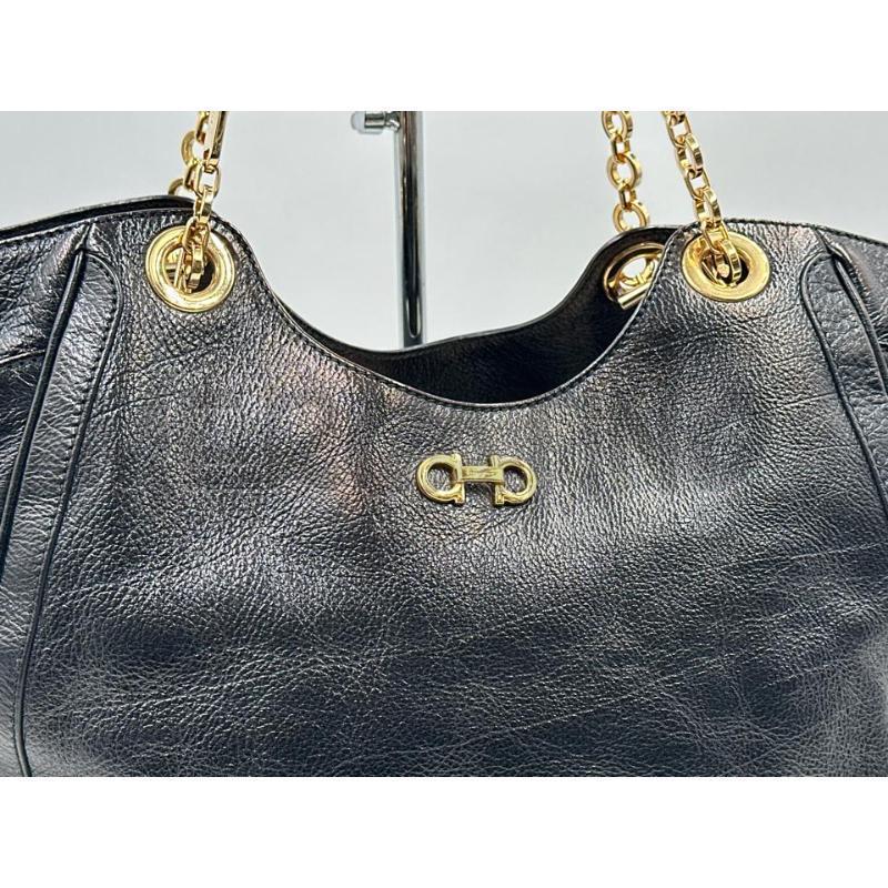 BORSA DONNA SALVATORE FERRAGAMO NERA | Mercatino dell'Usato Nichelino via scarrone 2