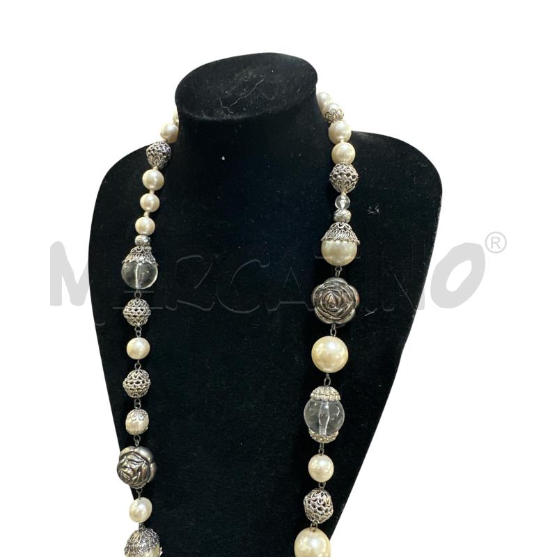 COLLANA CON PERLE LUNGA E PARTI METALLO  | Mercatino dell'Usato Nichelino via scarrone 2