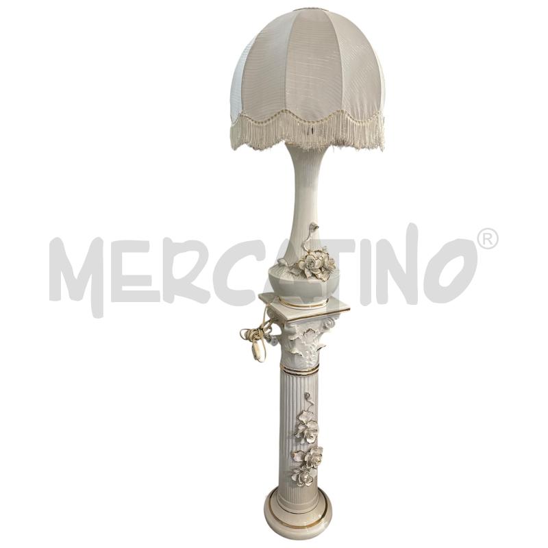 COLONNA CAPITELLO CON LAMPADA BIANCA ORO | Mercatino dell'Usato Nichelino via scarrone 1