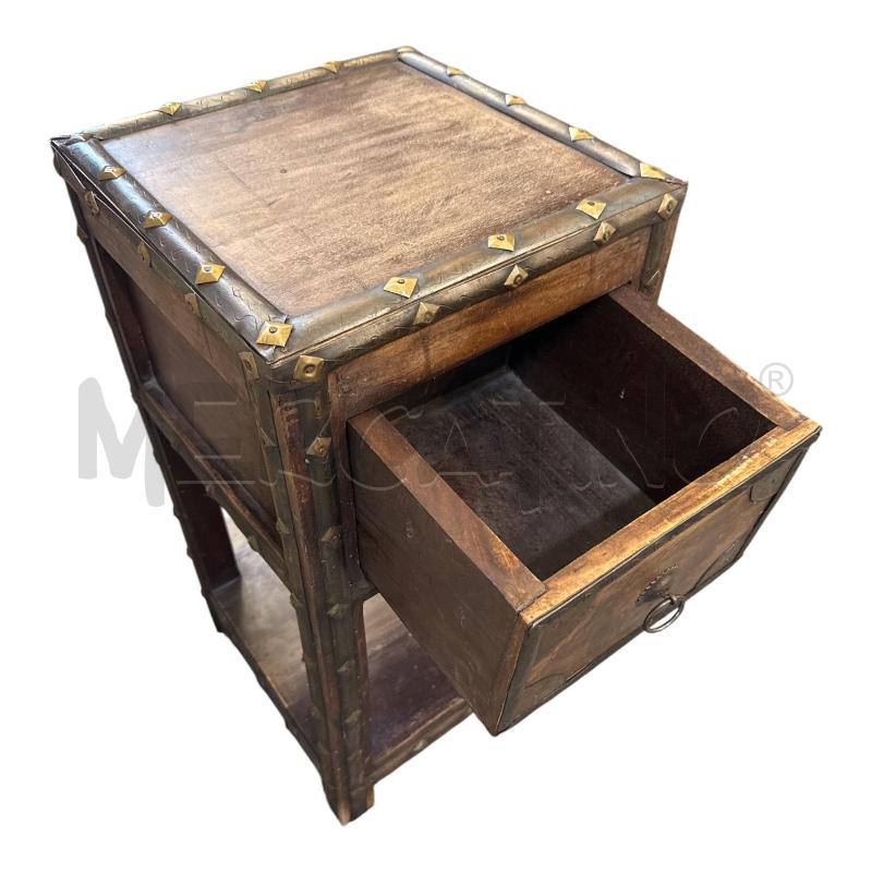 COMODINO ETNICO STILE COLONIALE  | Mercatino dell'Usato Nichelino via scarrone 2