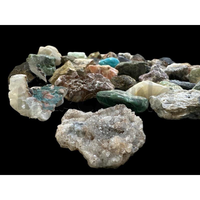 MINERALI IN BLOCCO  | Mercatino dell'Usato Nichelino via scarrone 1