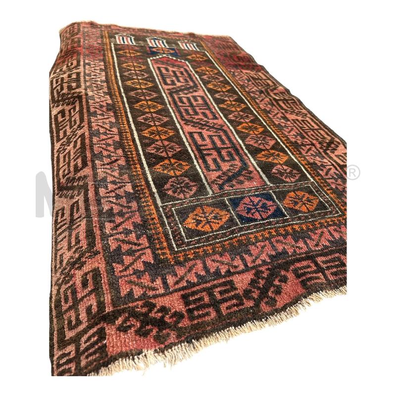 TAPPETO BELUCI 85X135 | Mercatino dell'Usato Nichelino via scarrone 1