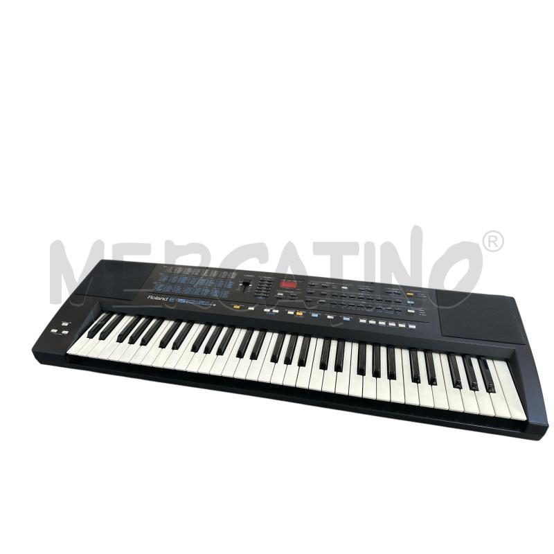 TASTIERA MUSICALE ROLAND E-15 | Mercatino dell'Usato Nichelino via scarrone 1