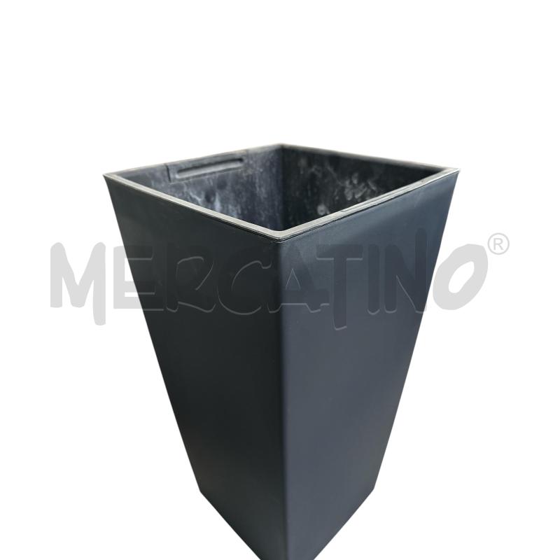 VASO ALTO NERO 50 CM  | Mercatino dell'Usato Nichelino via scarrone 2