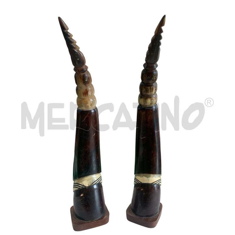 CORNO MANUFATTO AFRICANO CON FIGURE 2 PZ  | Mercatino dell'Usato Leini' 2