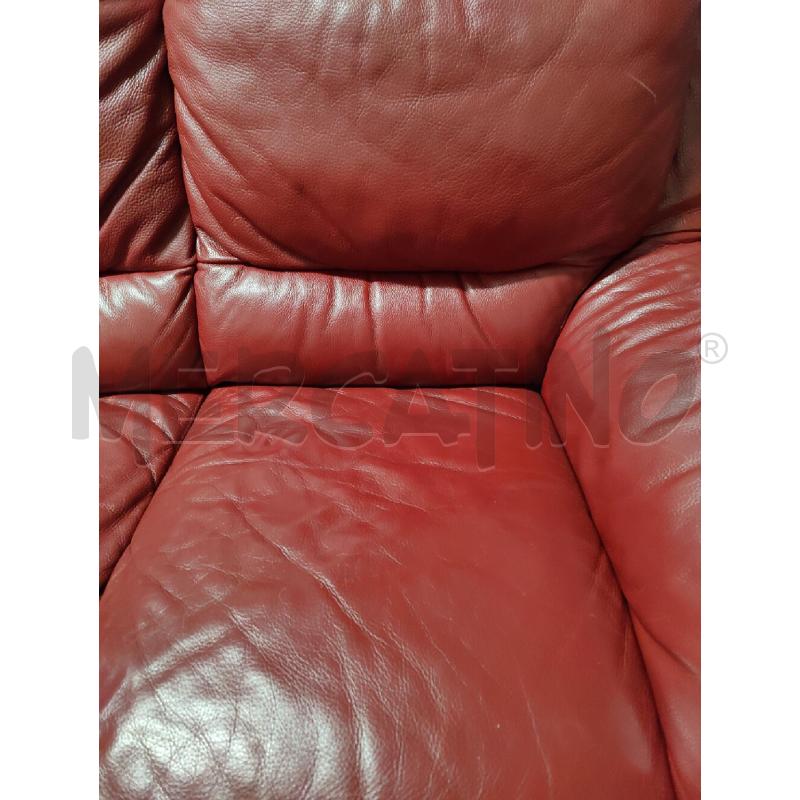 DIVANO VERA PELLE NATUZZI AMARNTO | Mercatino dell'Usato Leini' 2
