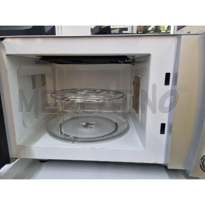 FORNO MICROONDE CANDY | Mercatino dell'Usato Leini' 2