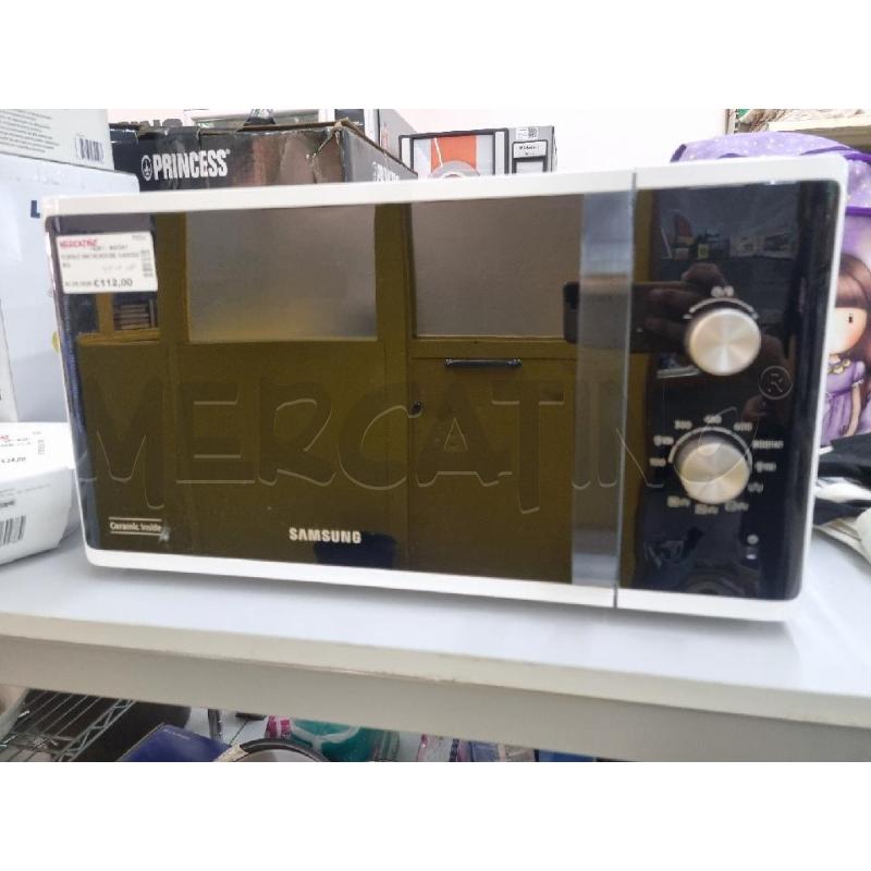 FORNO MICROONDE SAMSUNG | Mercatino dell'Usato Leini' 3