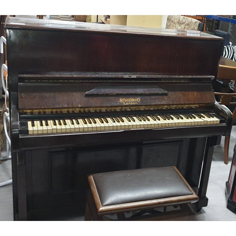 PIANOFORTE VERTICALE GRANVILLE & CO. LONDON DA REVISIONARE  | Mercatino dell'Usato Leini' 1