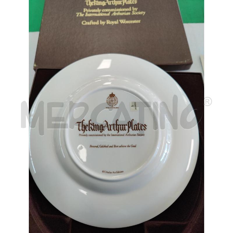 PIATTO ROYAL WORCESTER BONE CHINA GALABAD ALLA TAVOLA ROTONDA | Mercatino dell'Usato Leini' 3