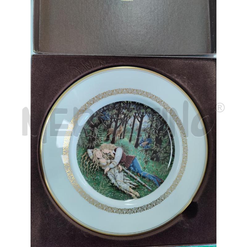PIATTO ROYAL WORCESTER BONE CHINA TRISTATO E ISOTTA  | Mercatino dell'Usato Leini' 2