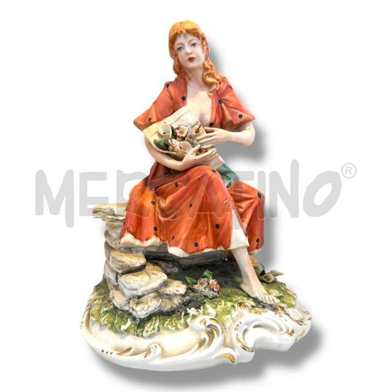 CAPODIMONTE DONZELLA CON FIORI | Mercatino dell'Usato Osasco 1