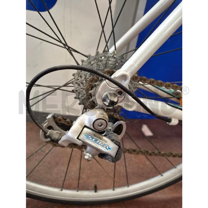BICICLETTA UOMO CORSA BIANCHI AZZURRA | Mercatino dell'Usato Burolo 3