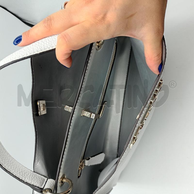 BORSA DONNA GUESS BIANCA CON TRACOLLA | Mercatino dell'Usato Burolo 3