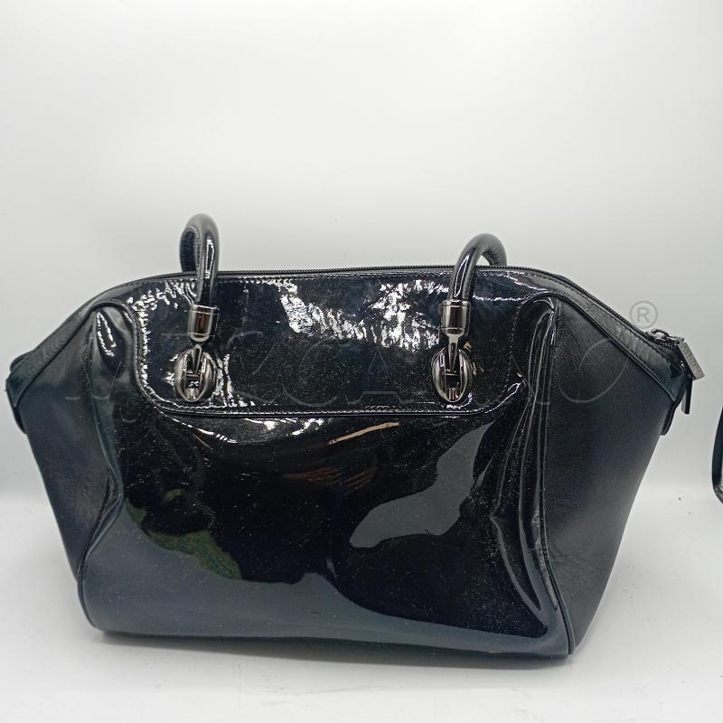 BORSA DONNA LAURA NERA CON RICAMI IN RILIEVO  | Mercatino dell'Usato Burolo 2