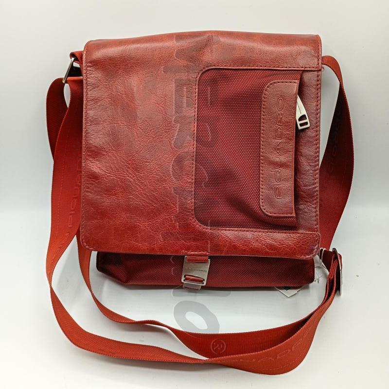 BORSELLO PELLE PIQUADRO ROSSO RUGGINE | Mercatino dell'Usato Burolo 1