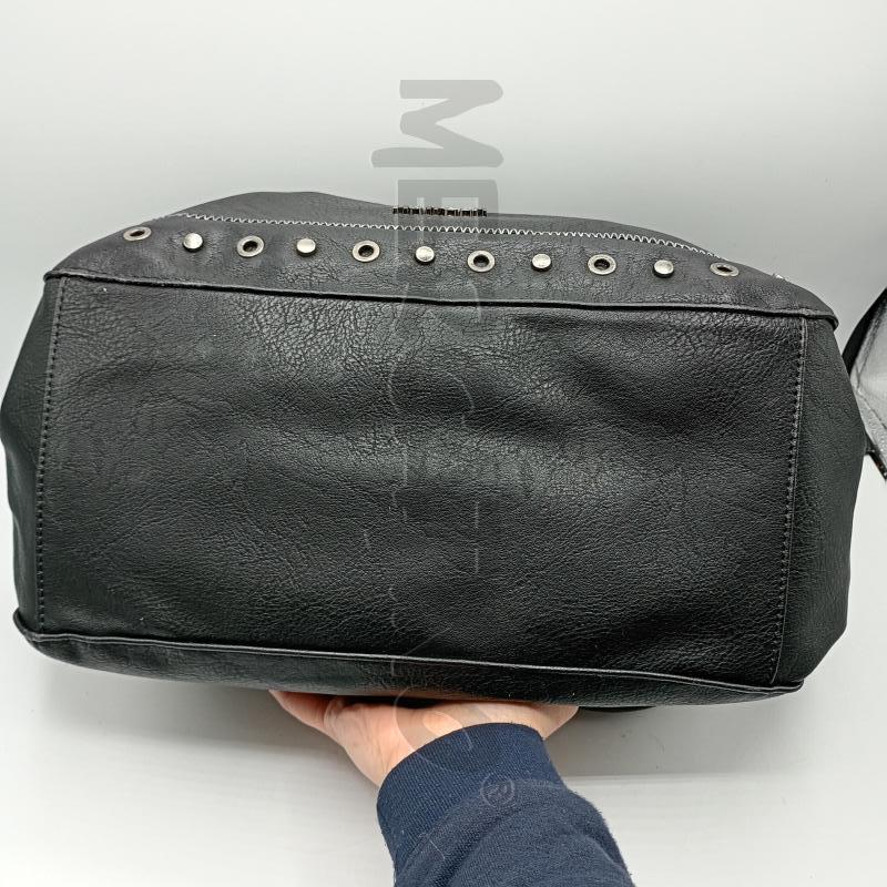 BORSETTA DONNA REFRESH NERO BORCHIE | Mercatino dell'Usato Burolo 4