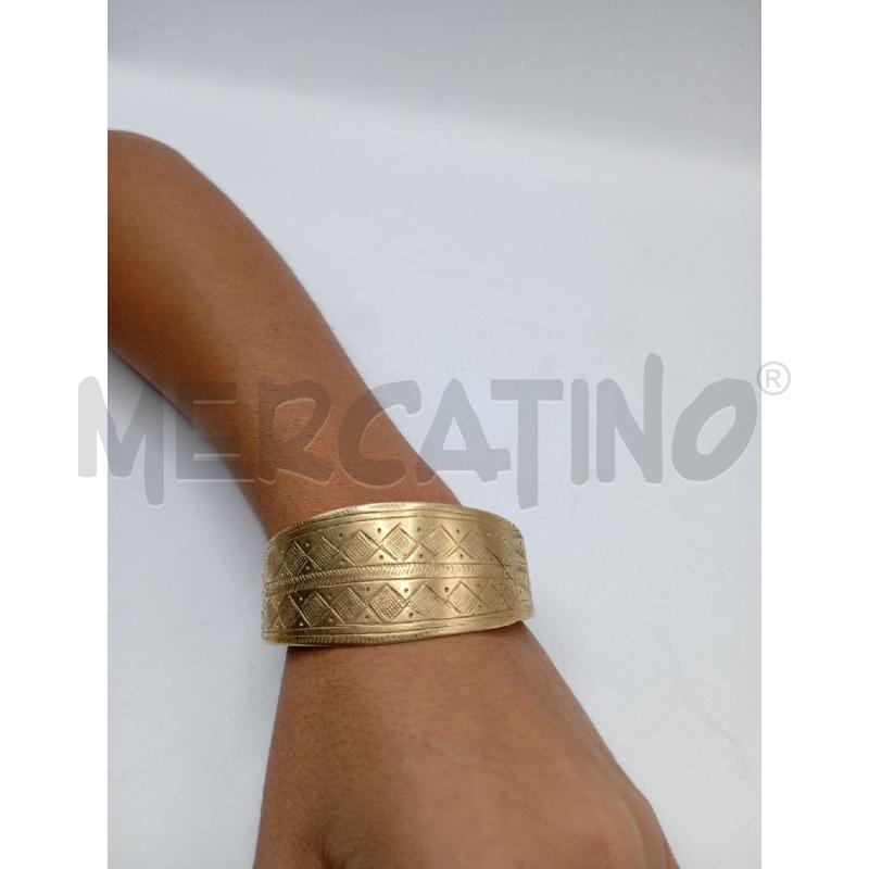 BRACCIALE RIGIDO APERTO TIPO SCHIAVA IN METALLO CLOR OTTONE | Mercatino dell'Usato Burolo 1