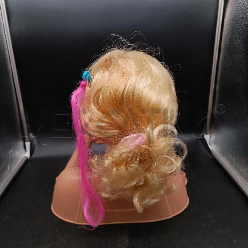 BUSTO BARBIE MATTEL | Mercatino dell'Usato Burolo 2