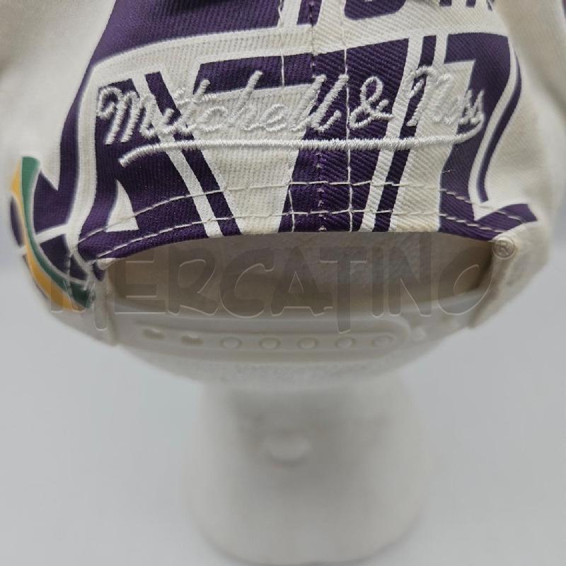 CAPPELLO UOMO MITCHELL&NESS BIANCOA ZZURRO UTAH JAZZ | Mercatino dell'Usato Burolo 2