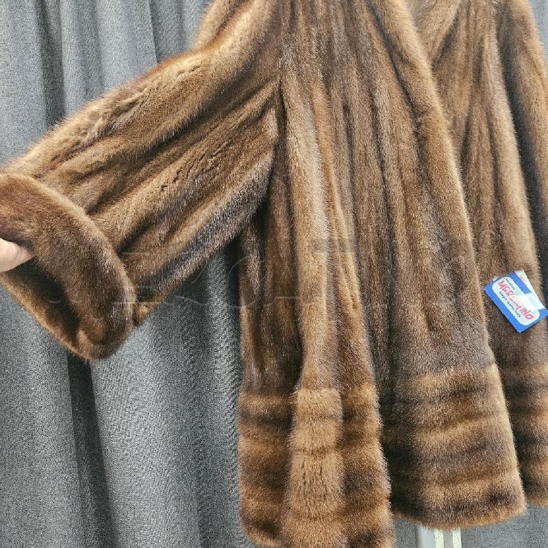 CAPPOTTO-PELLICCIA DONNA  MARRONE MIELE AMBRA CON SFUMATURE DORATE  | Mercatino dell'Usato Burolo 2