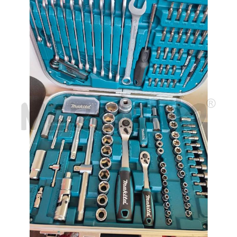 CASSETTA ATTREZZI MAKITA COMPLETA + VALIGETTA | Mercatino dell'Usato Burolo 3