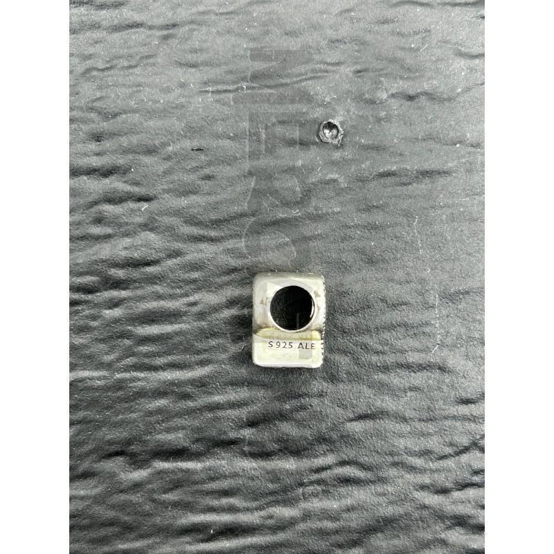 CHARM PANDORA LETTERA R | Mercatino dell'Usato Burolo 2