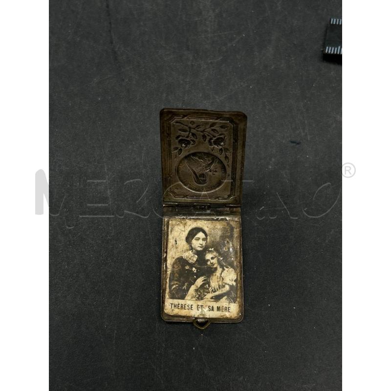 CIONDOLO PORTAFOTO RELIGIOSO D'EPOCA METALLO  | Mercatino dell'Usato Burolo 3