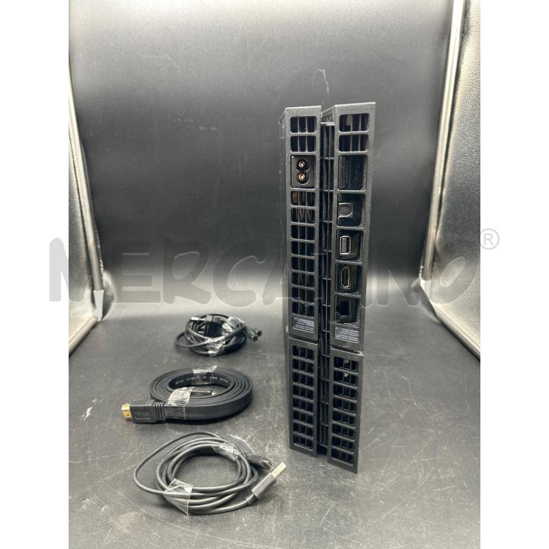 CONSOLLE PS4 NERA + JOYSTICK | Mercatino dell'Usato Burolo 2