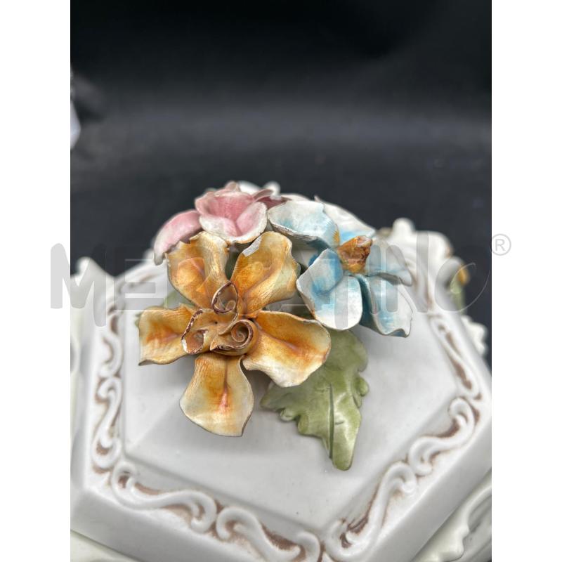 CONTENITORE CERAMICA BASSANO CON FIORI CON PICCOLE SCHEGGIATURE | Mercatino dell'Usato Burolo 4