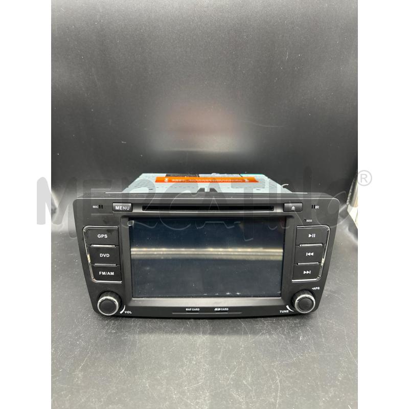 DISPLEY AUTO UNIVERSALE CON SCATOLA CD GPS DVD ECC | Mercatino dell'Usato Burolo 1