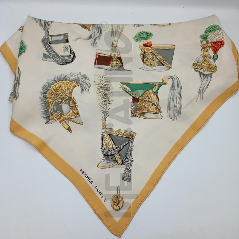 FOULARD HERMES AINCRE CON ELMI FRANCESI  | Mercatino dell'Usato Burolo 1
