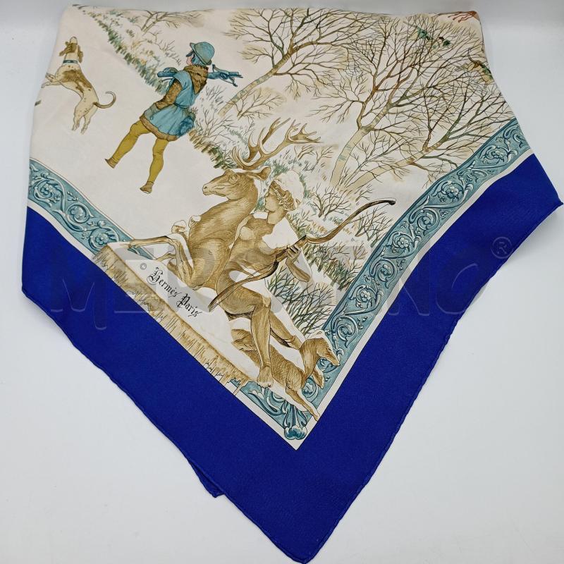 FOULARD  HERMES L'HIVER DEL 1969 IN SETA SU SFONDO  COLOR | Mercatino dell'Usato Burolo 1