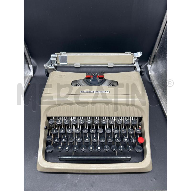 MACCHINA DA SCRIVERE OLIVETTI STUDIO 44 + SCATOLA ORIGINALE  | Mercatino dell'Usato Burolo 1
