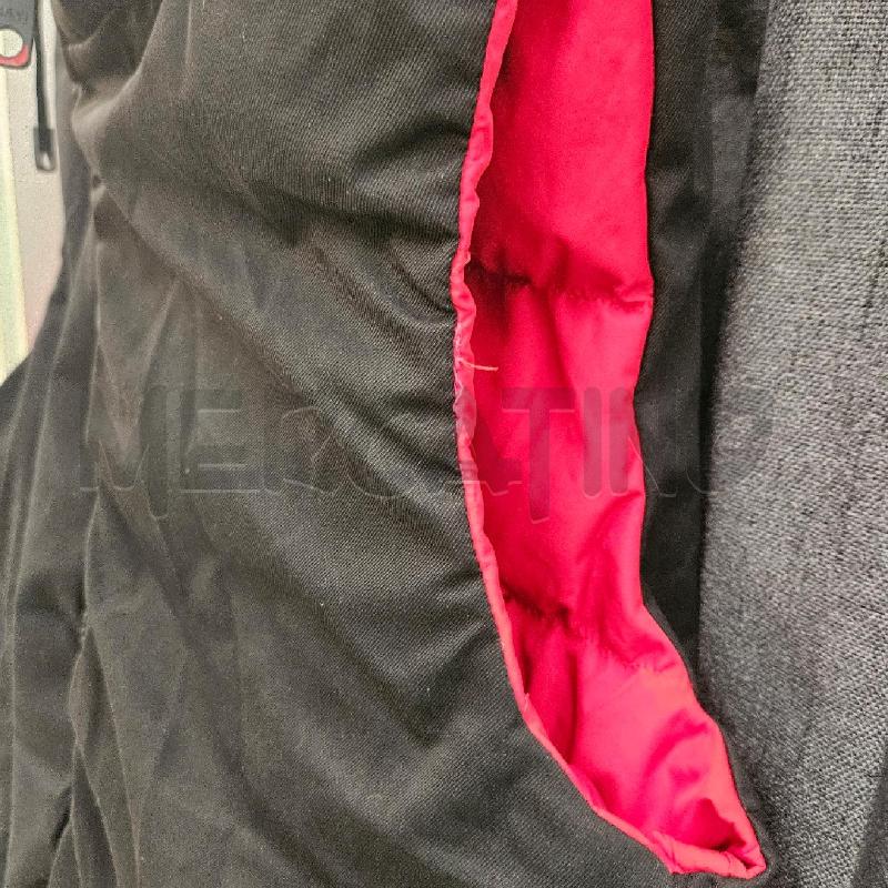 PIUMINO/SMANICAT/CAPPUCCIO REVERSIBILE ROSSO NERO CO | Mercatino dell'Usato Burolo 2
