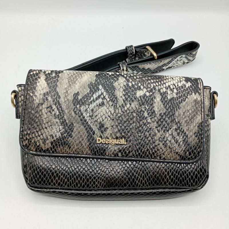 POCHETTE DESIGUAL PITONATA | Mercatino dell'Usato Burolo 1