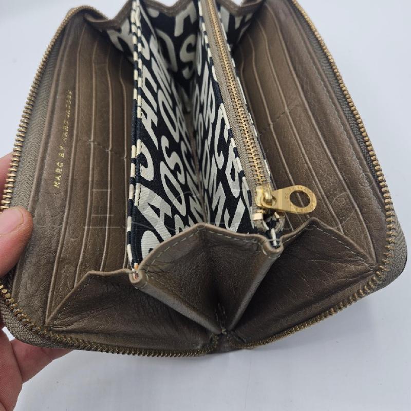 PORTA FOGLIO MARC JACOBS PELLE SCURO | Mercatino dell'Usato Burolo 5